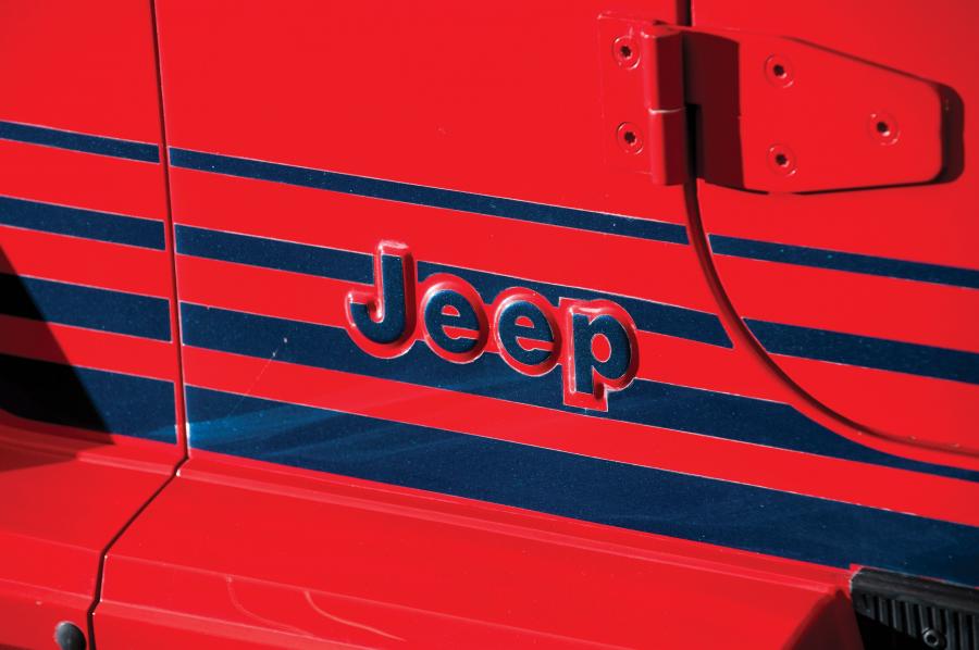  Jeep Wrangler Islander 1989 года  (фото 13 из 17)